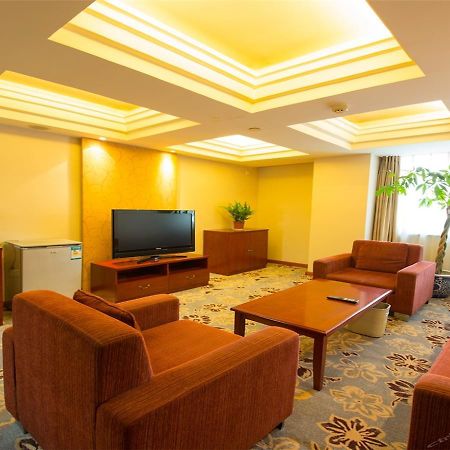 Greentree Inn Beijing Haidian District Qingheqiao Business Hotel מראה חיצוני תמונה
