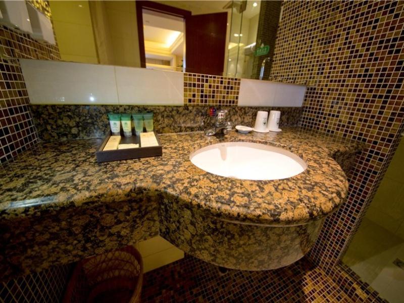 Greentree Inn Beijing Haidian District Qingheqiao Business Hotel מראה חיצוני תמונה