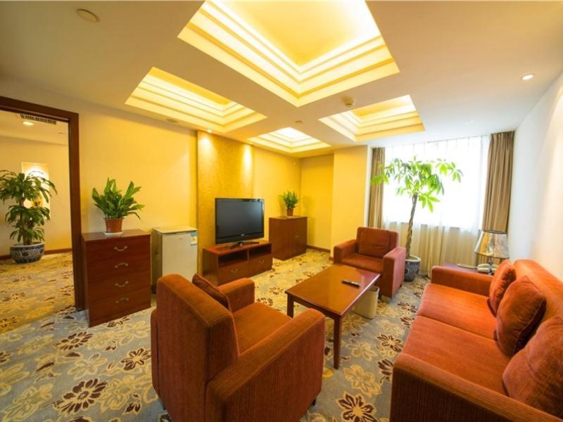 Greentree Inn Beijing Haidian District Qingheqiao Business Hotel מראה חיצוני תמונה